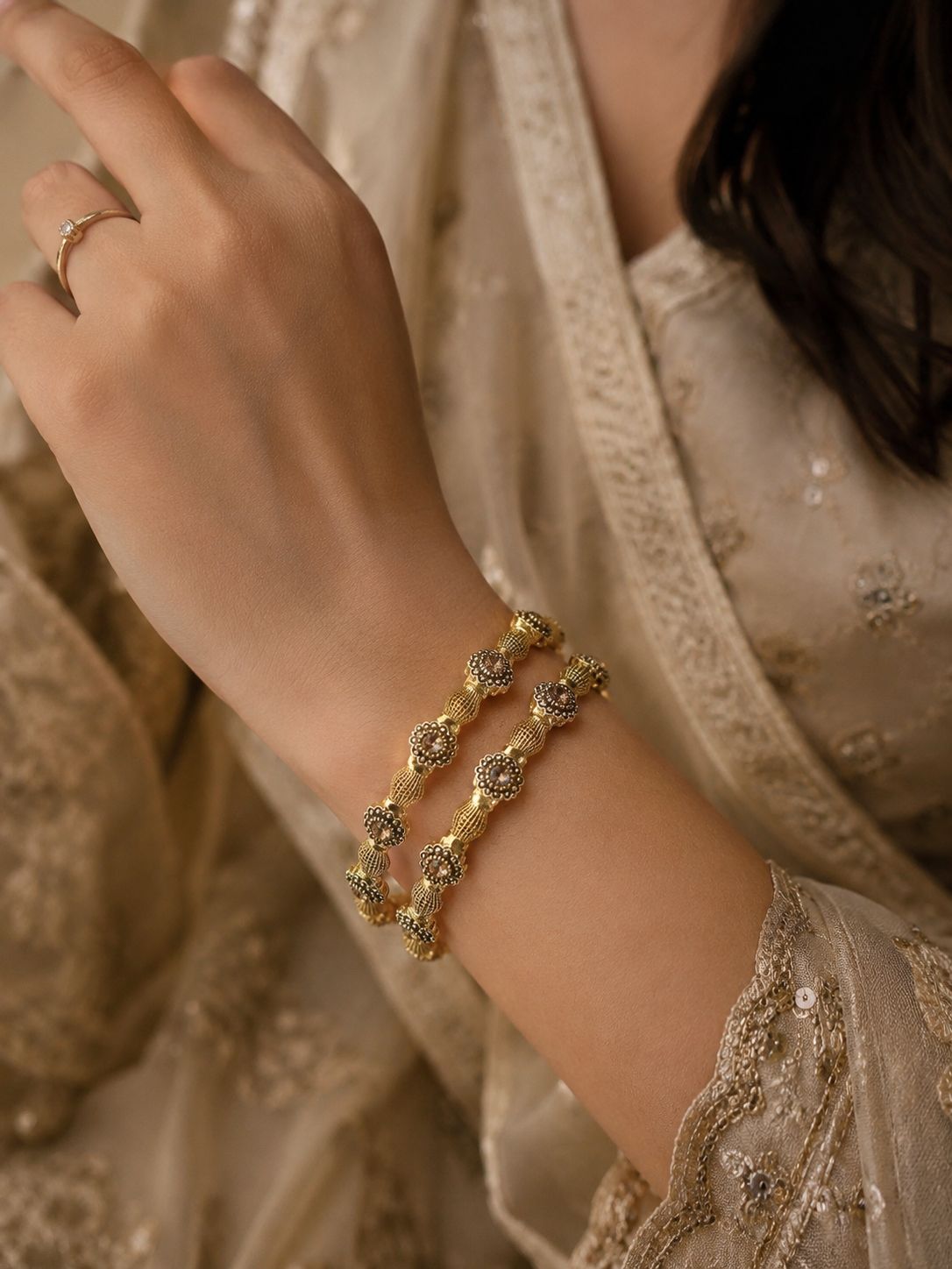 Vintage Gold Floral Bangle Set